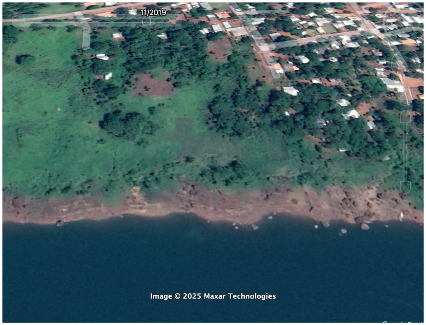 Site Alpha — Google Earth, informal docks ~2021